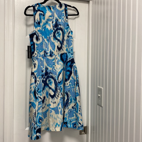 DONNA MORGAN watercolor print A-line dress - Picture 2 of 2